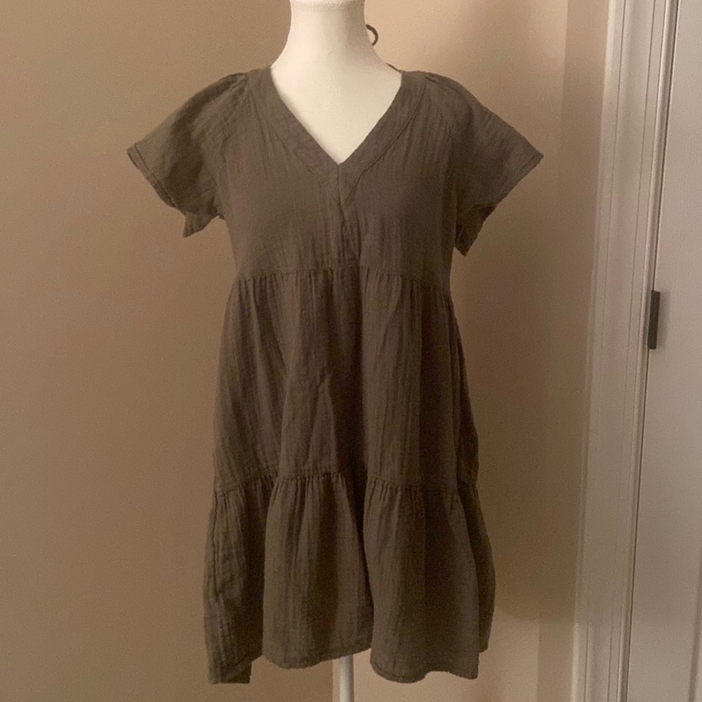 Forest Green Gauze Short Sleeve Tiered Tie Back Dress